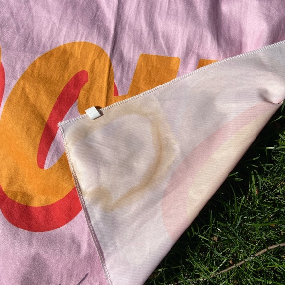 Welcome to the shitshow tapestry - Picture 3 of 3